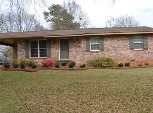 1020 Tuxedo Ln, Watkinsville, GA 30677