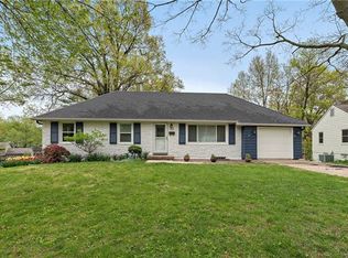 8725 Conser St, Overland Park, KS 66212
