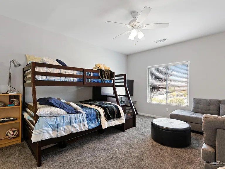 1317 Fair Oak Dr — Photo 14