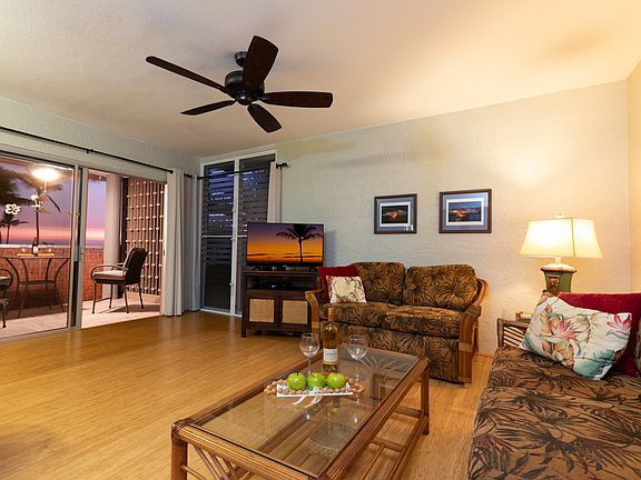 5th image of 75-6016 Alii Dr APT 320