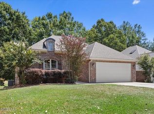 113 Shadow Ridge Rd, Hattiesburg, MS 39402