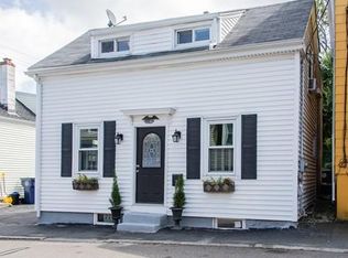 3 Smith St, Salem, MA 01970