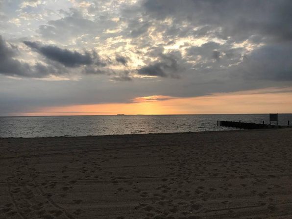 5210 Breezy Point Rd #5, Chesapeake Beach, MD 20732