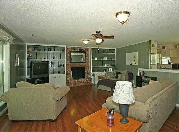 5th image of 8310 S 81st West Ave