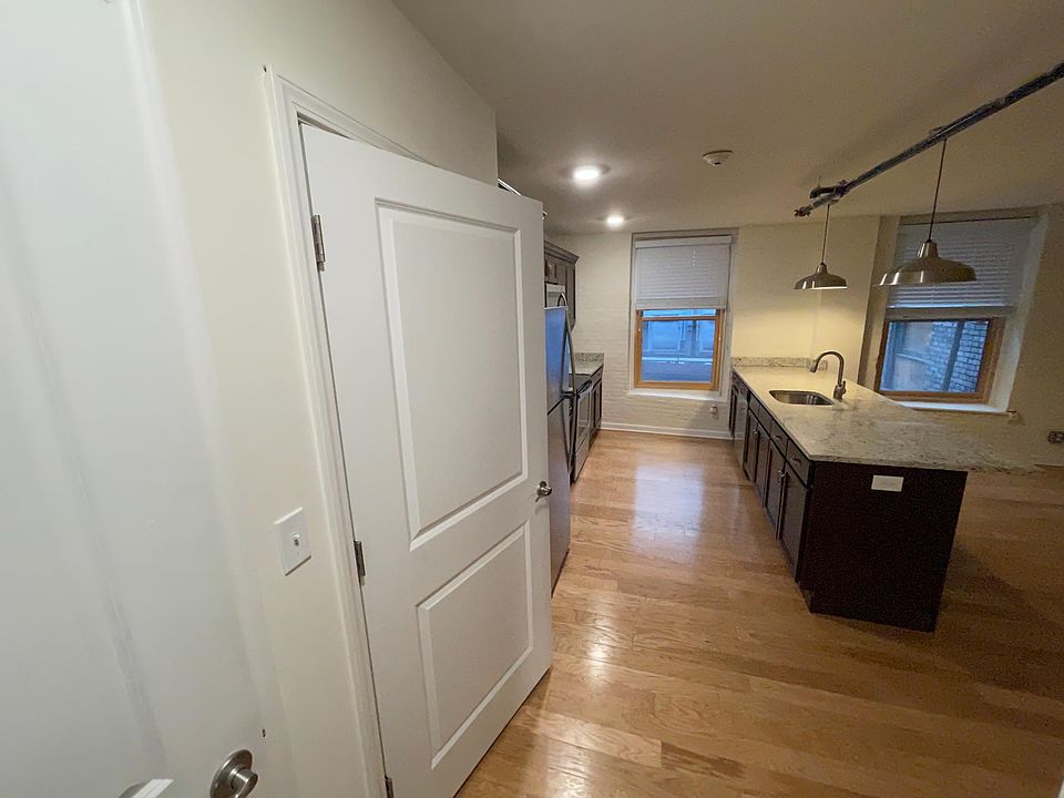 1st image of 420 Broadway #301