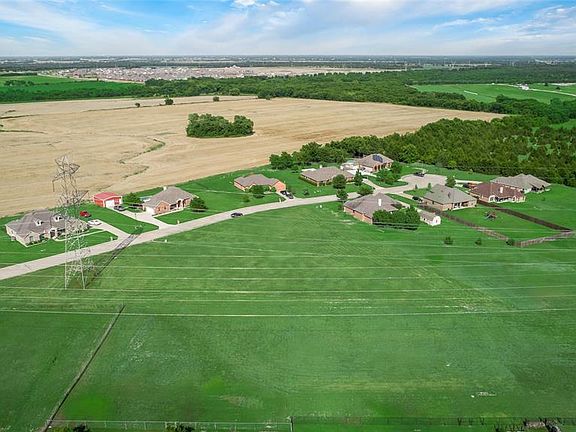 5th image of 302 Derick Dr Lot 26