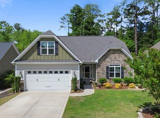 215 N Bracken Fern Ln, Southern Pines, NC 28387