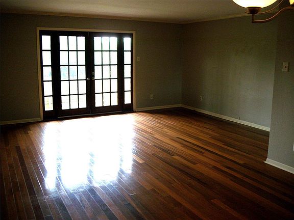 4th image of 2525 Turtle Creek Blvd APT 427A