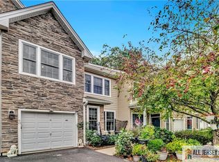 60 Amber Dr, Old Bridge, NJ 08857