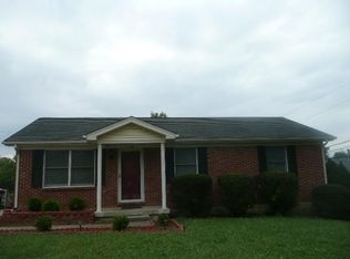 129 Beechmont Dr, Nicholasville, KY 40356