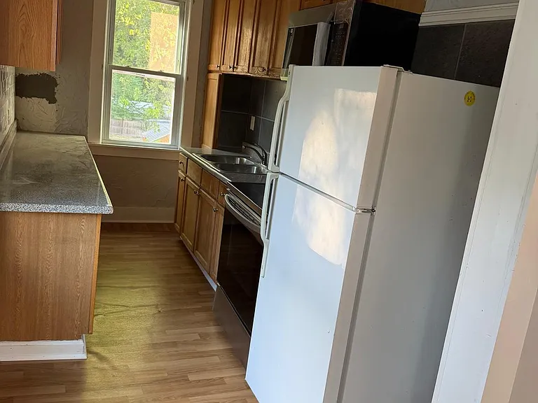 131-133 Westfield Rd — Photo 12