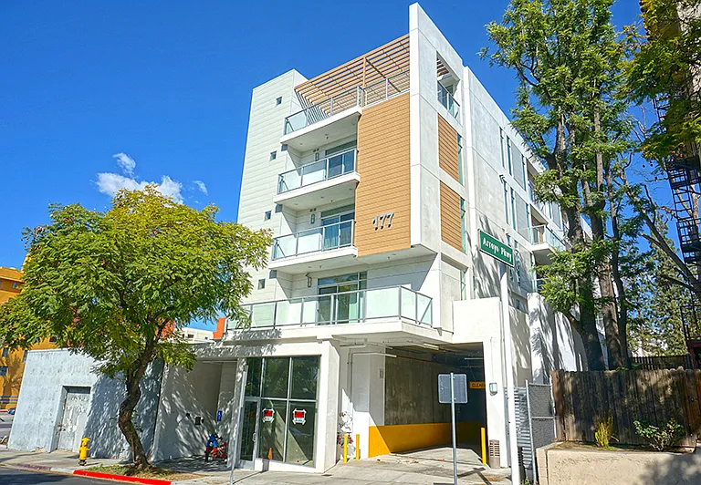 177 E Del Mar Blvd — Photo 7