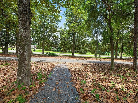 3rd image of 4660 Heritage Park Blvd