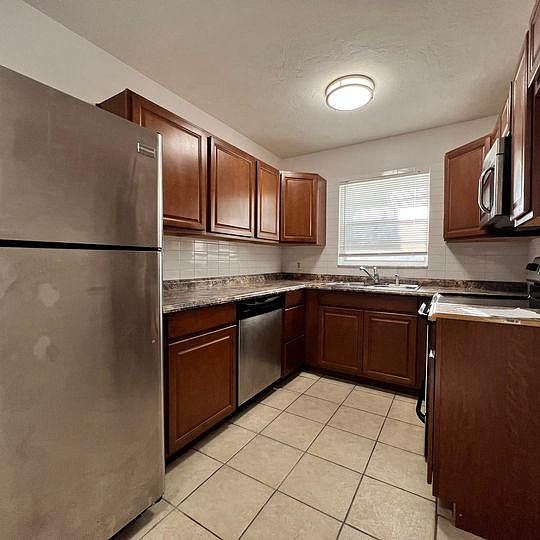 1st image of 514 S C St APT 5
