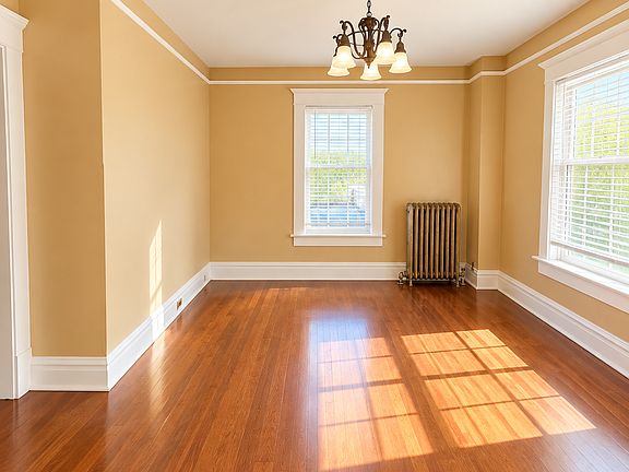 4th image of 326 W 6th Ave APT 204