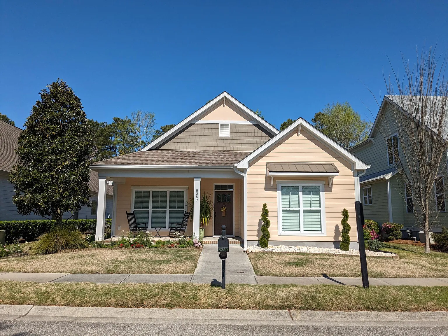 3 bed, 1488 sqft, $2,600 — Photo 2