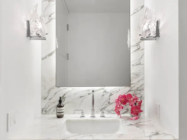 432 Park Avenue image 29 of 33