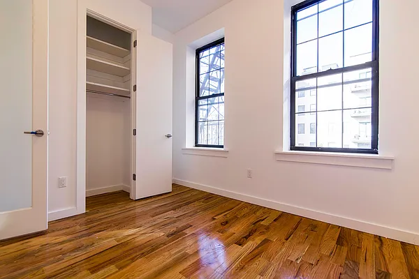Rented by Nooklyn NYC LLC | media 61