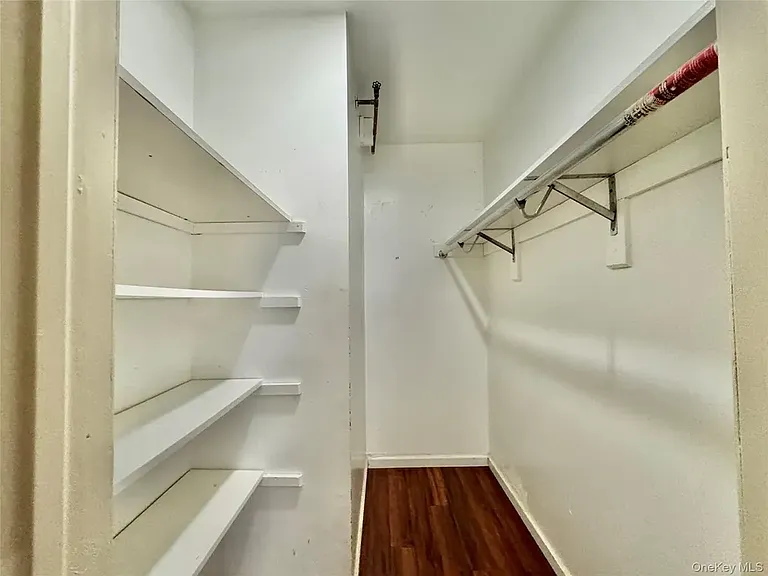 5 Lexington Hl #7 — Photo 2