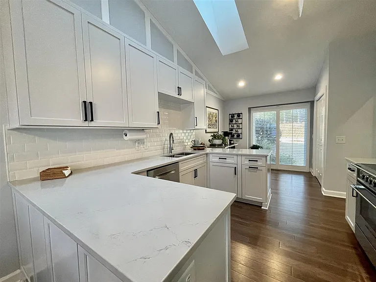 7 Lake Pinehurst Villas Rd — Photo 16