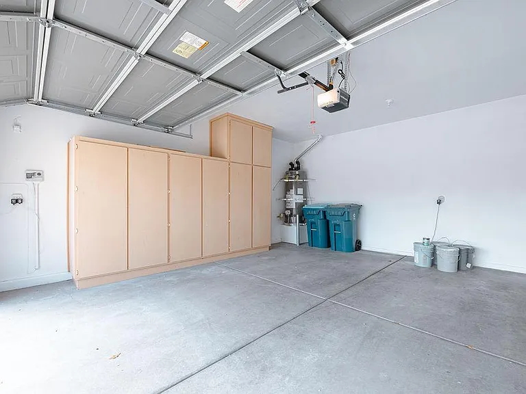3591 Driving Range St — Photo 36