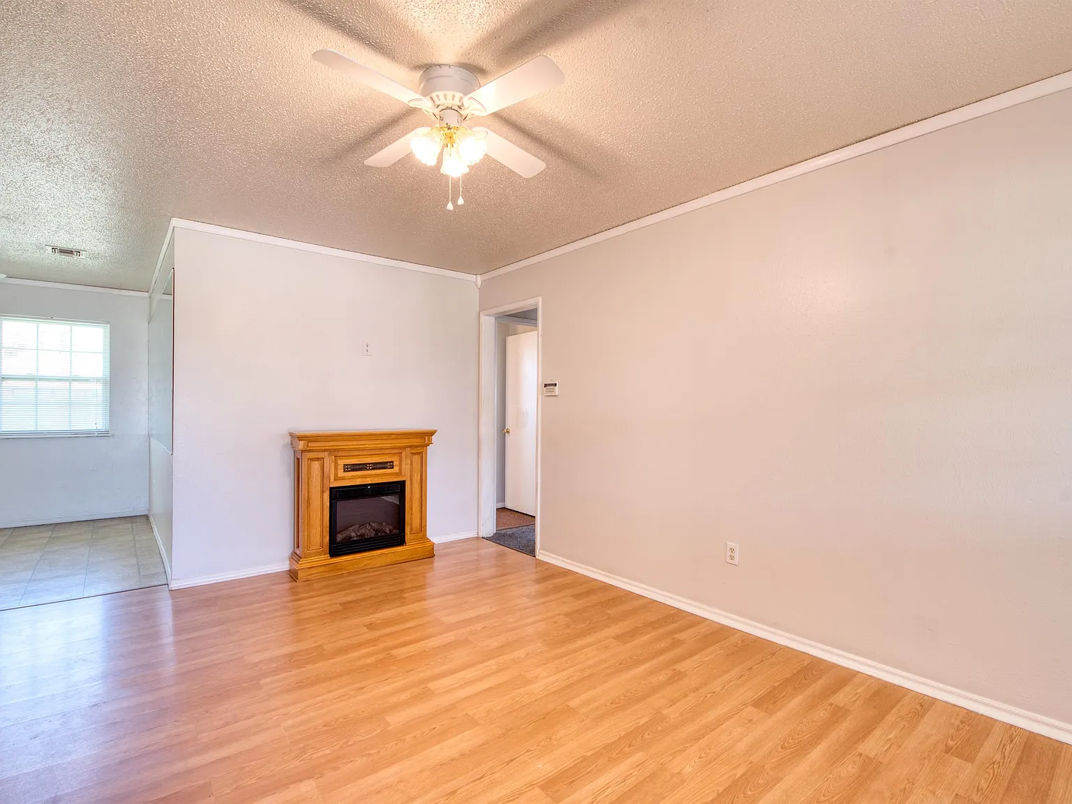 924 Northwest 14th Street - 1 — Photo 3