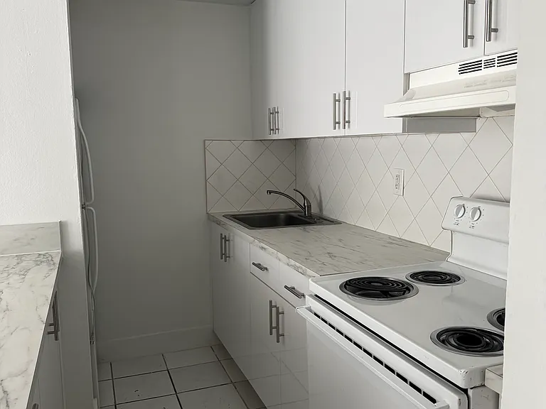6565 W 2nd Ct #204 — Photo 6