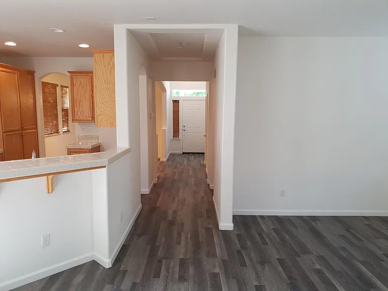 1442 Haven St — Photo 7