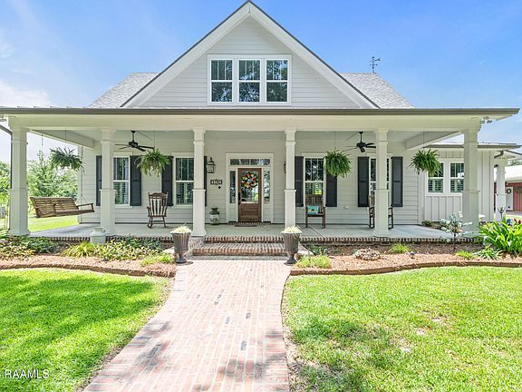 4th image of 1566 Savoie Rd