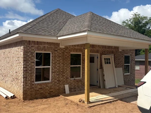 916 Kentucky Ave, Morrilton, AR 72110