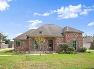 6680 Summerlin Dr, Zachary, LA 70791