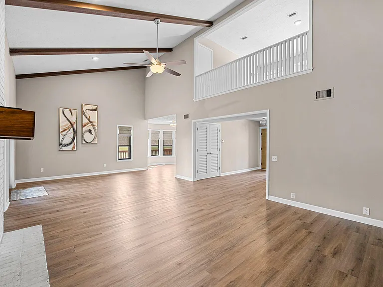 134 Marlin Cir — Photo 5