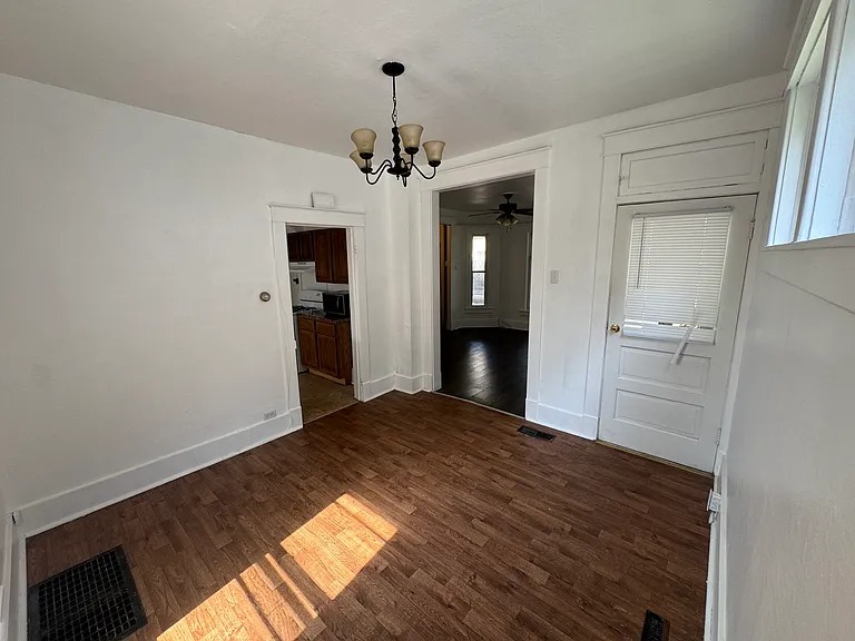 204 204/206/208 N Fort Wayne Ave #208 — Photo 4
