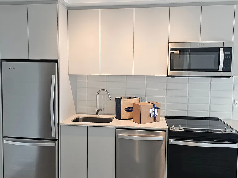 750 Whitlock Ave #503 — Photo 7