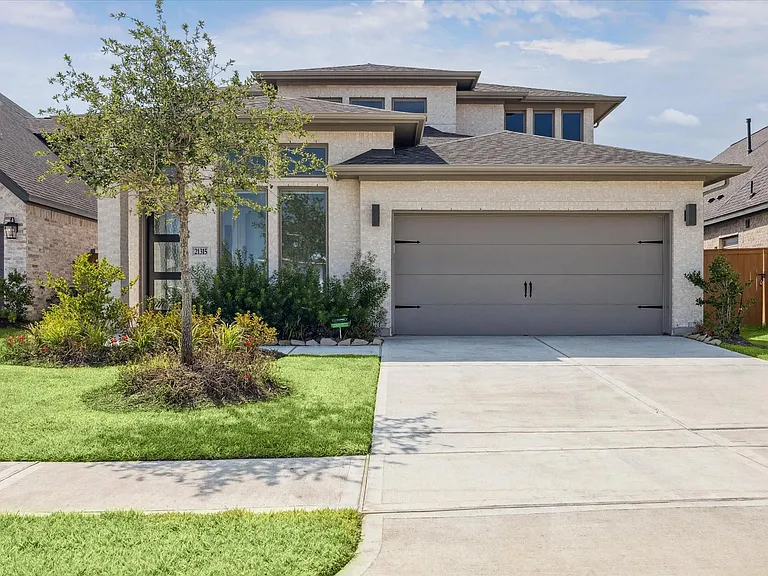 21315 Manatee Rock Ln — Photo 1