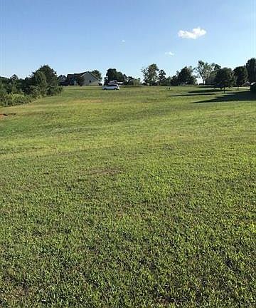 5th image of 198 Lippard Springs Cir