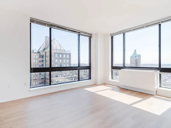 180 Montague Street image 13 of 44