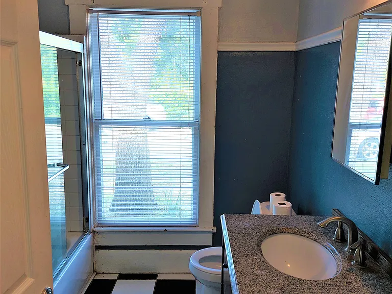 311 Pennsylvania Ave — Photo 10