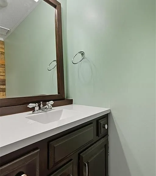 1211 Whitlock Ridge Dr — Photo 22