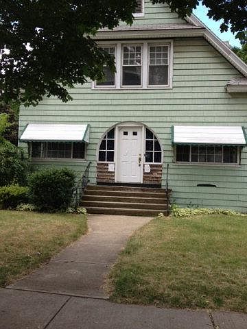 1st image of 957 Lake St