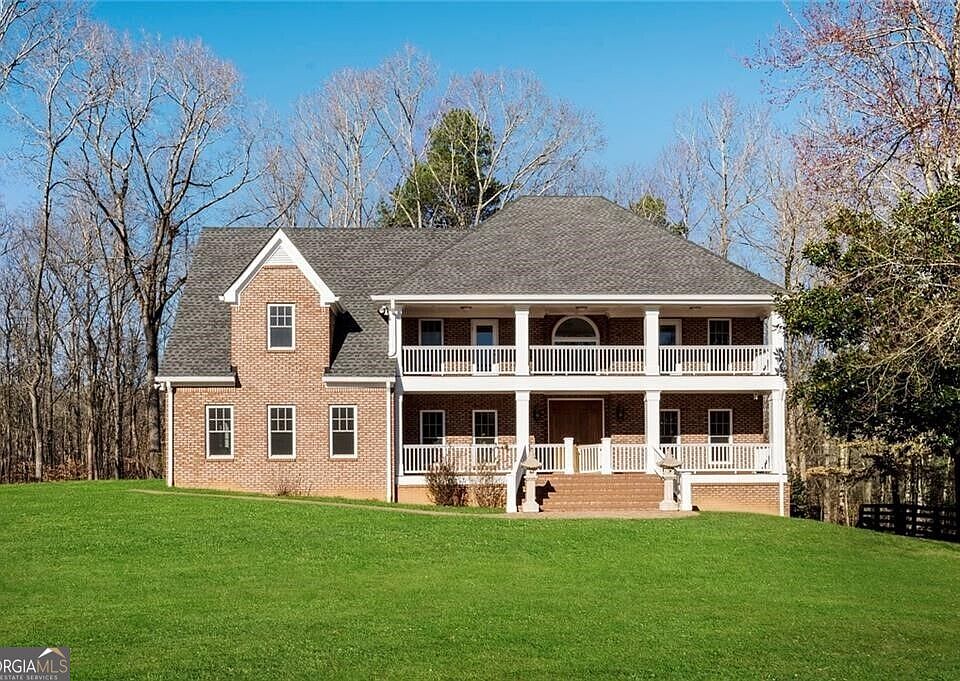 1st image of 1040 Little River Way