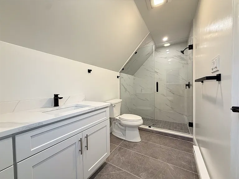 16 Willow Ave #3 — Photo 7