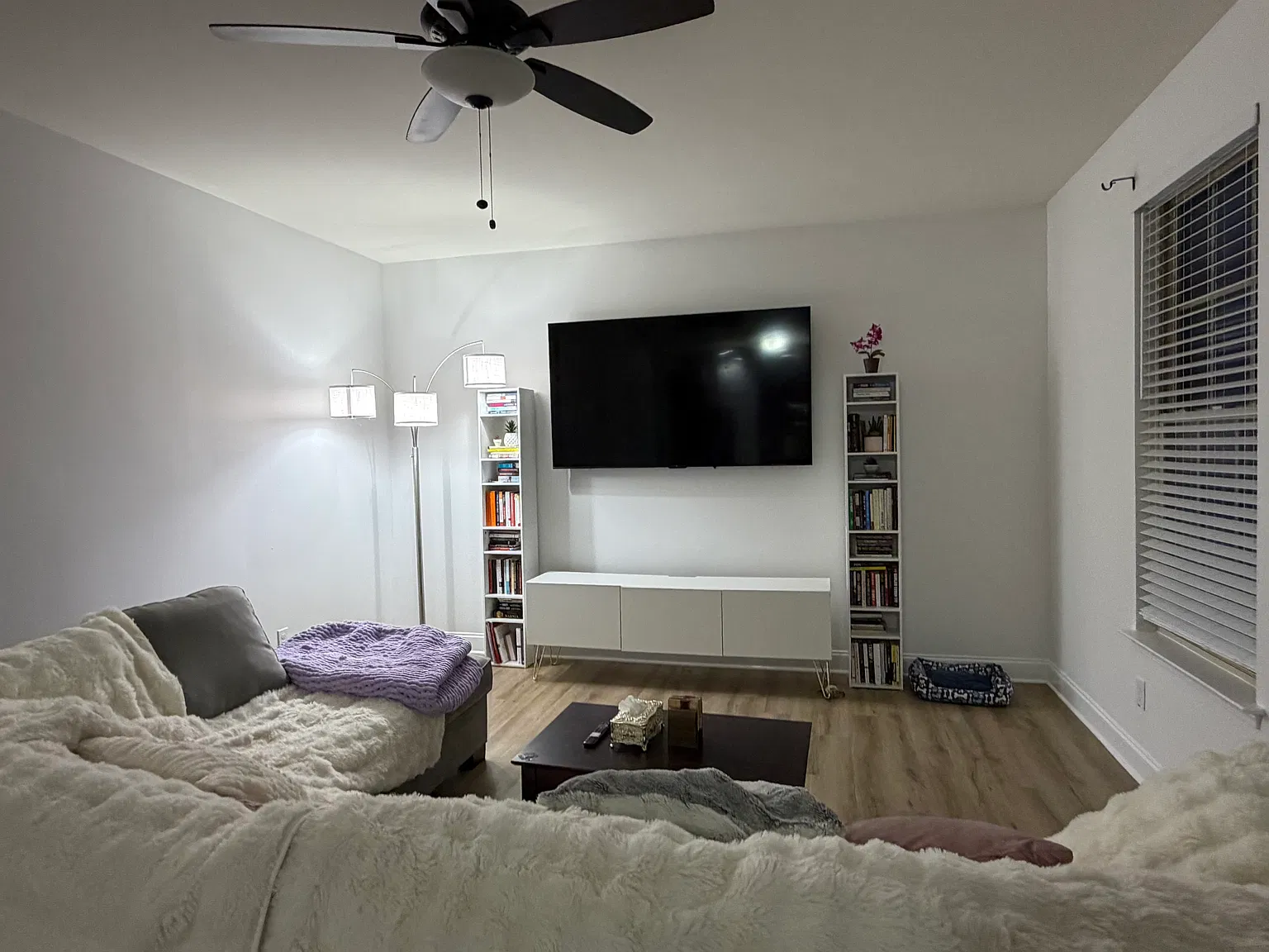 4 bed, 2415 sqft, $900 — Photo 3