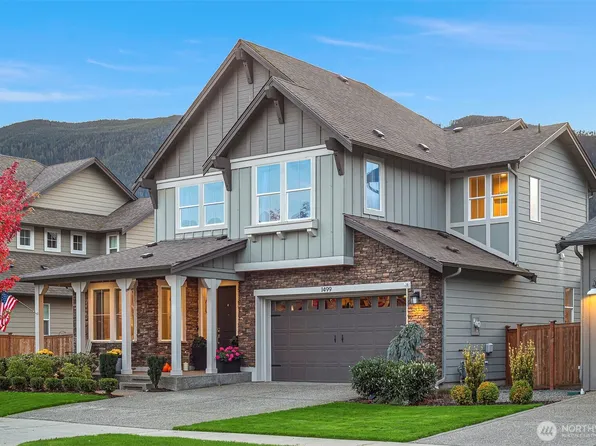 1499 Glacier Avenue SE, North Bend, WA 98045