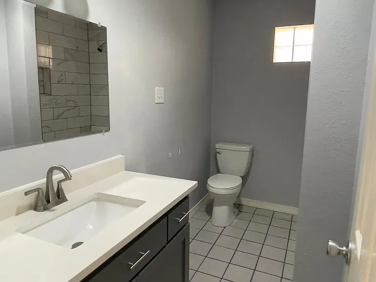 2104 Jasmine St — Photo 15
