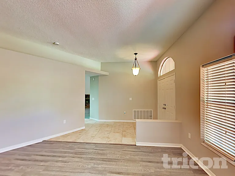 6827 San Jose Loop — Photo 5