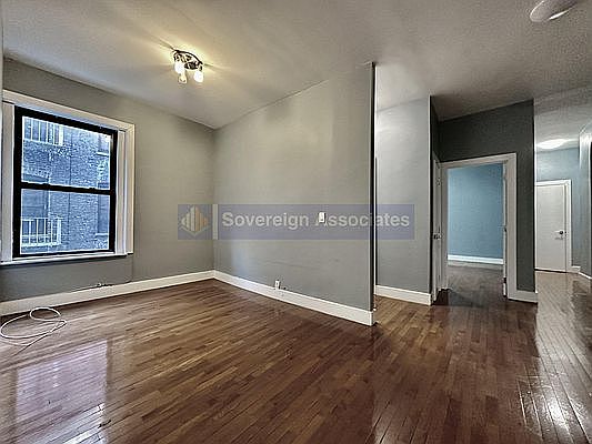 5th image of 2 Pinehurst Ave #2I