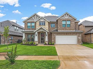 525 Ramon St, Burleson, TX 76028