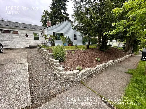 15836 5th Ave NE Photo 1