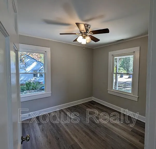 507 Midland Ave — Photo 6